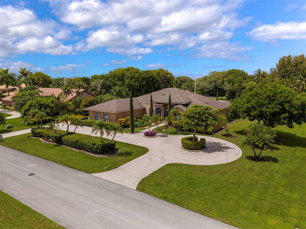 Davie, FL 33330,3151 SW 135th Ter