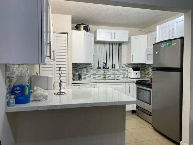 Davie, FL 33314,6900 SW 39th St #105