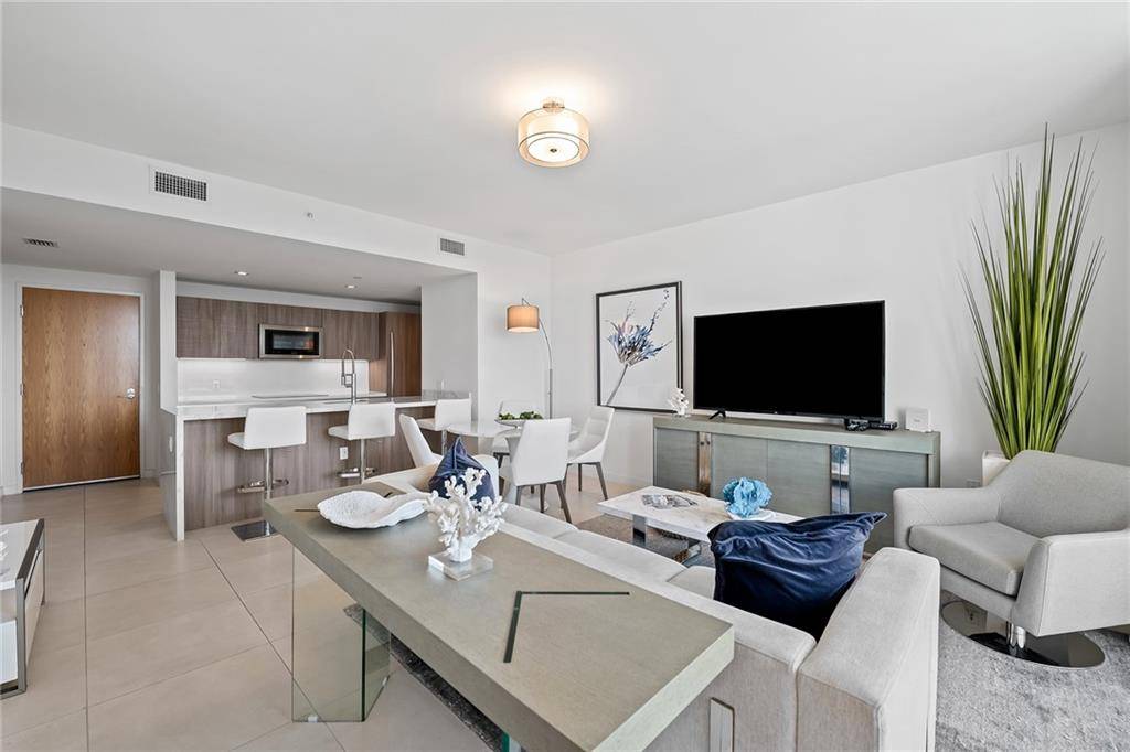 Fort Lauderdale, FL 33304,401 N Birch Road #812