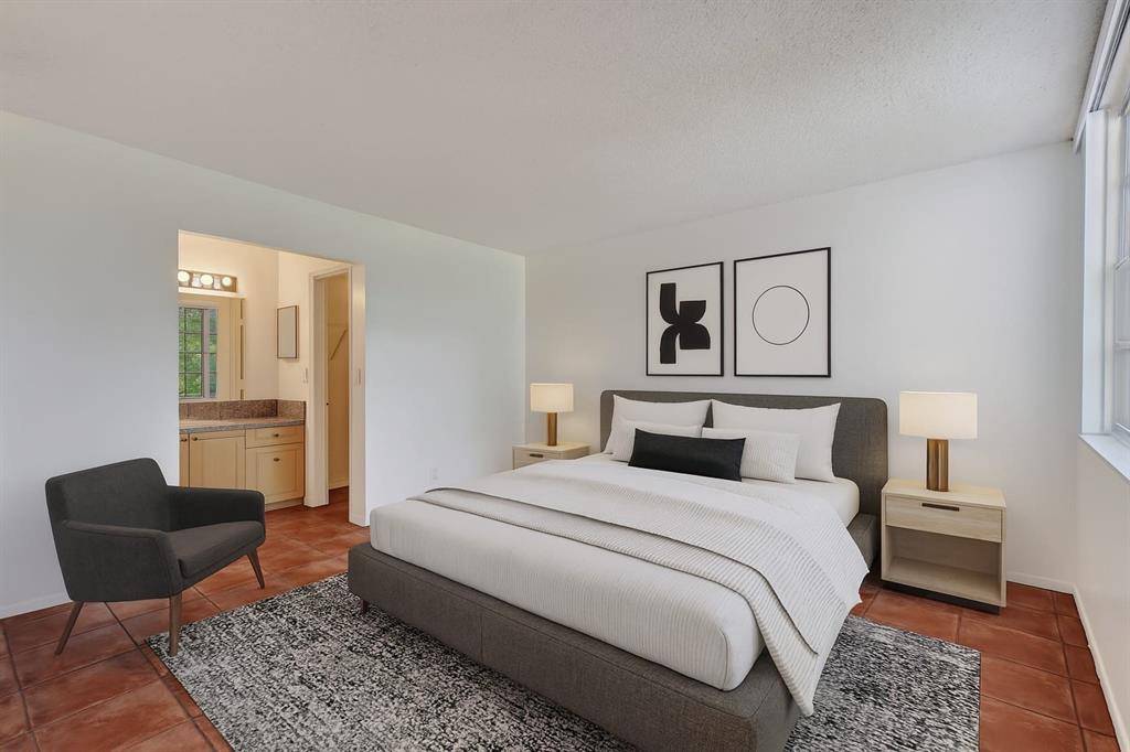 Davie, FL 33324,9481 Evergreen Pl #103