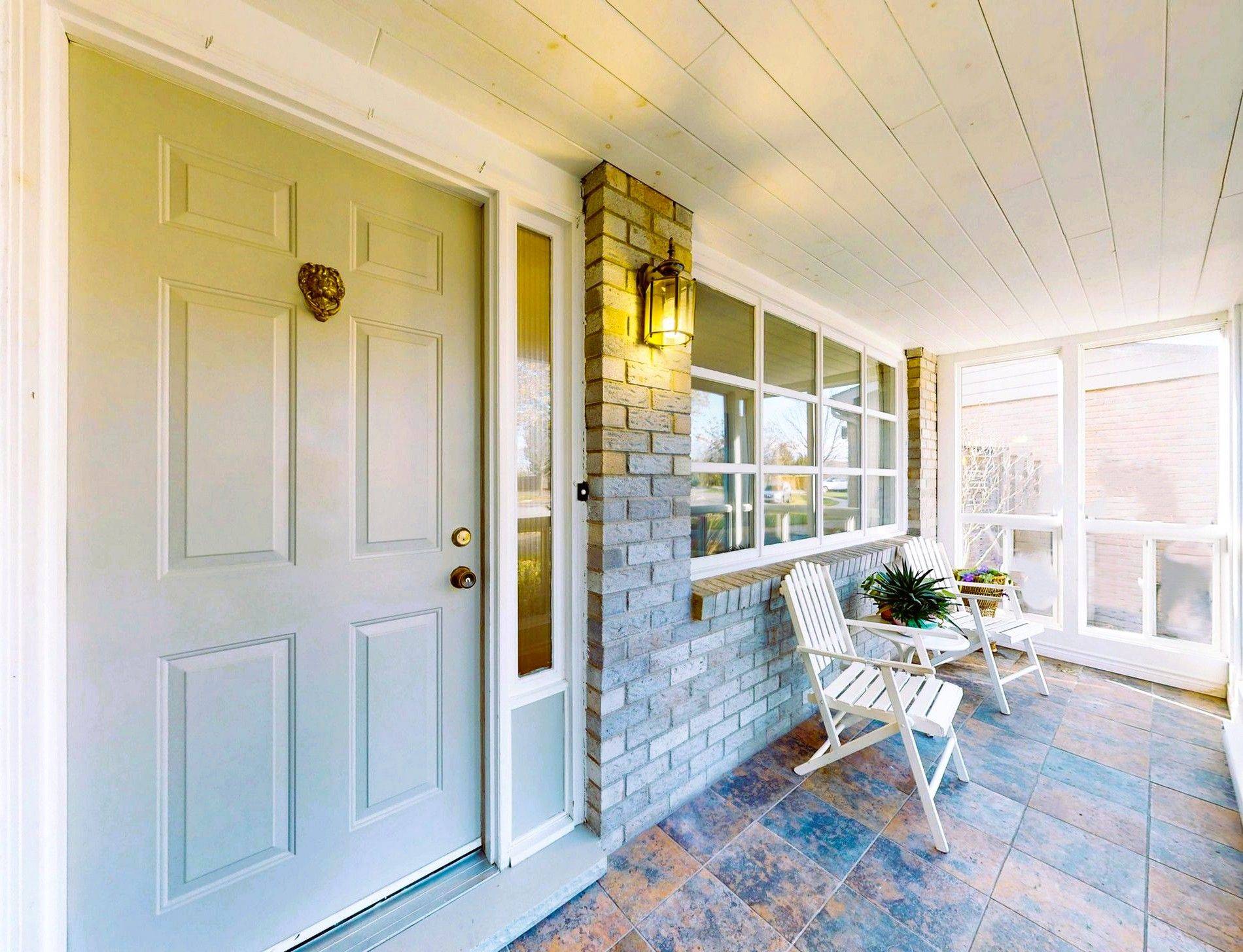 Oakville, ON L6L 5M7,3058 Viewmount RD