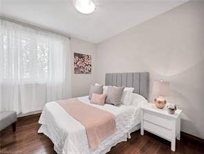 Burlington, ON L7P 2M1,1537 Fisher AVE