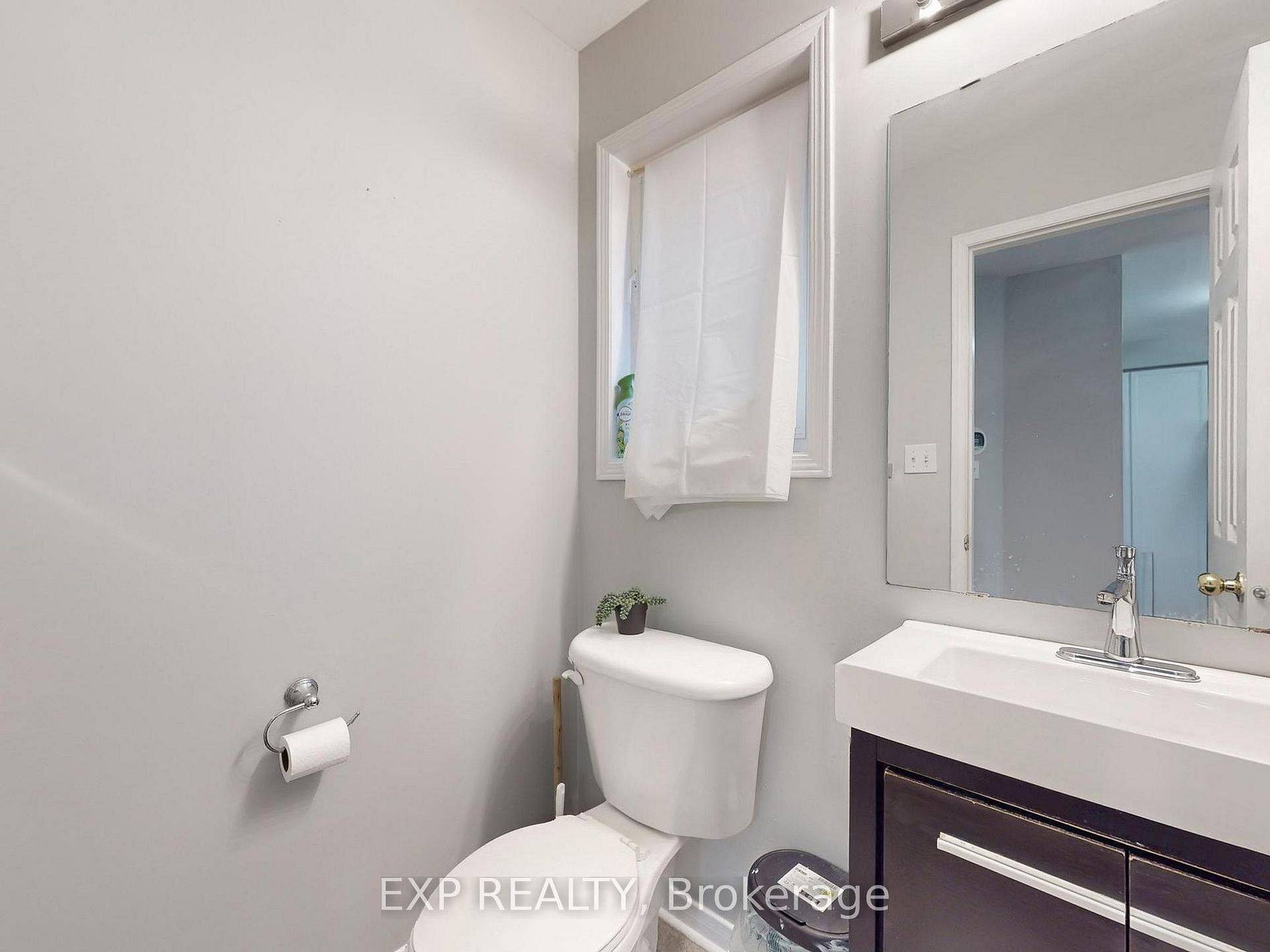 Mississauga, ON L5M 6N8,3896 Lacman TRL