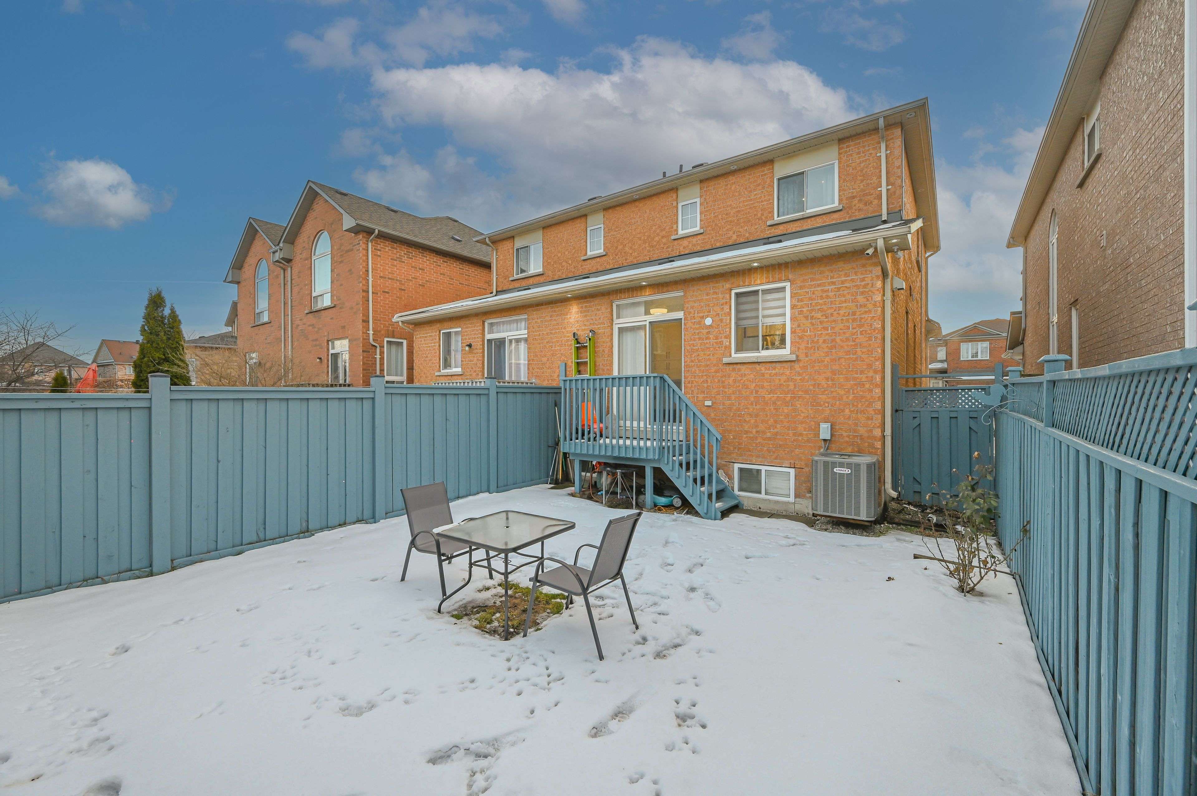 Mississauga, ON L5M 7E3,3420 Fountain Park AVE