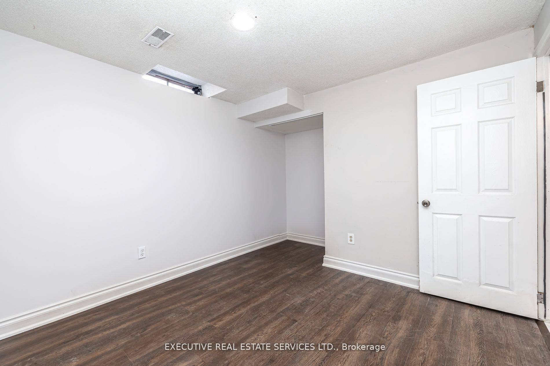 Brampton, ON L6S 3J3,17 Judith CRES #LOWER