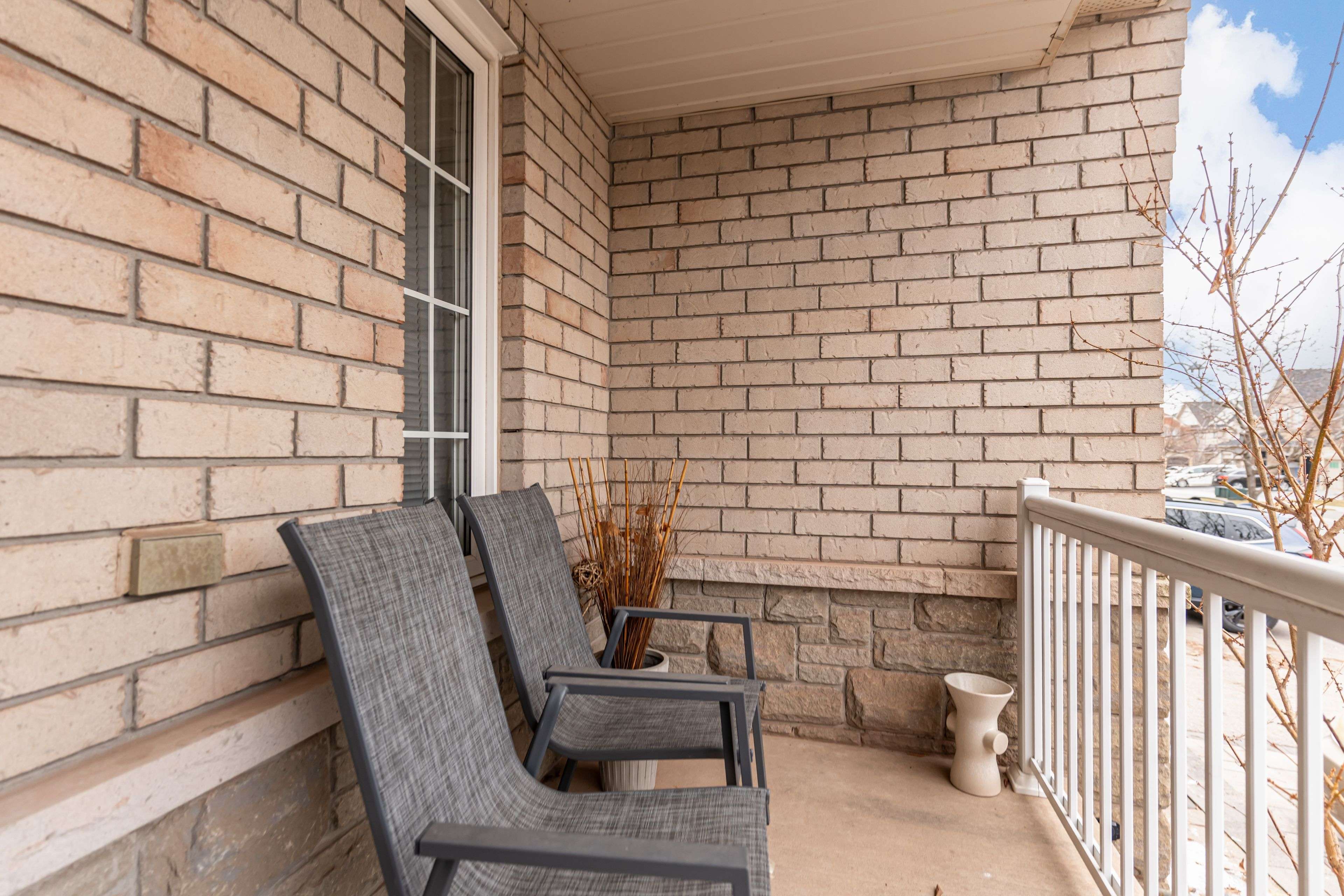 Oakville, ON L6H 0C8,1337 Kestell BLVD