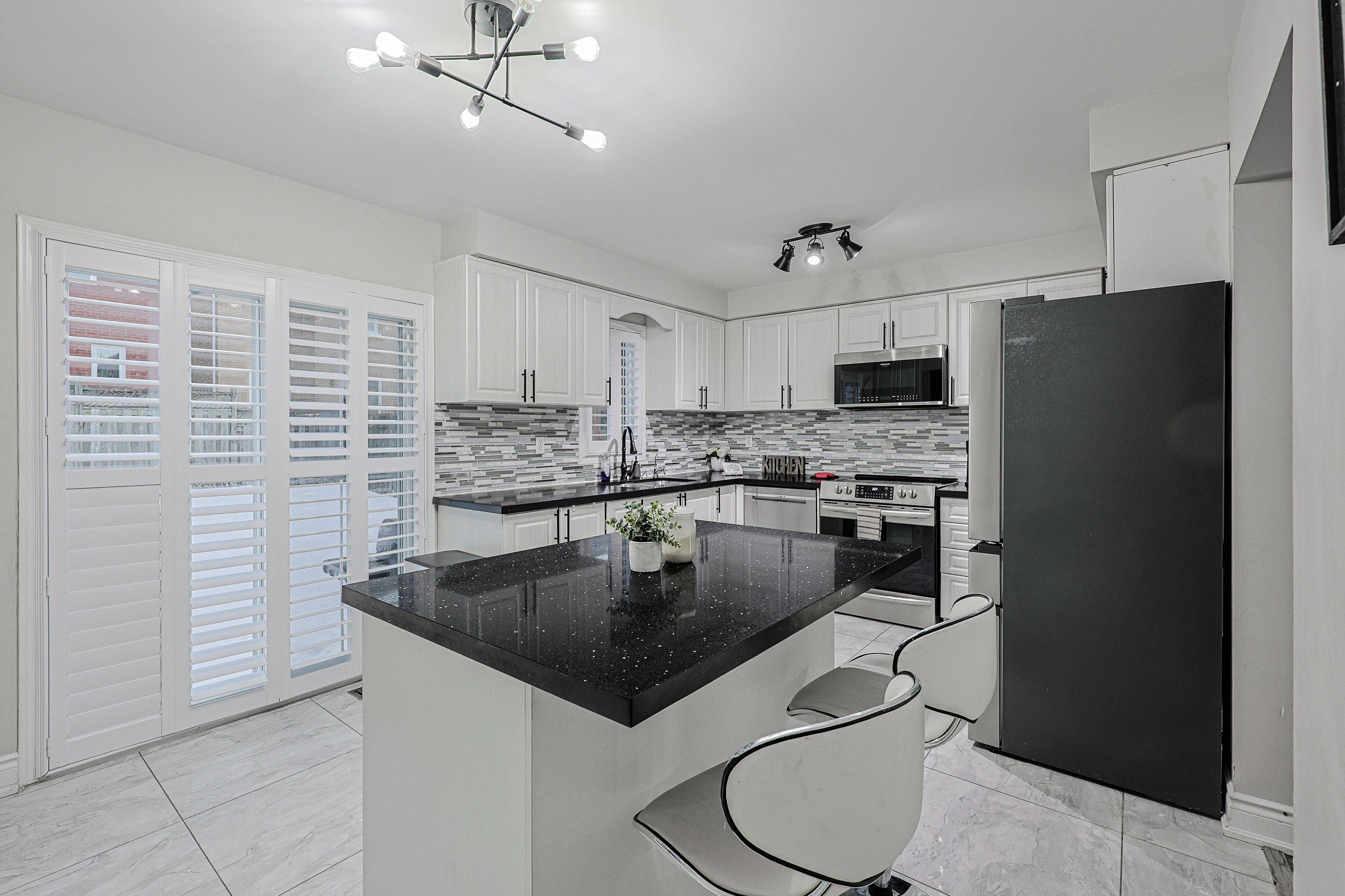 Orangeville, ON L9W 4Y3,325 Marshall CRES