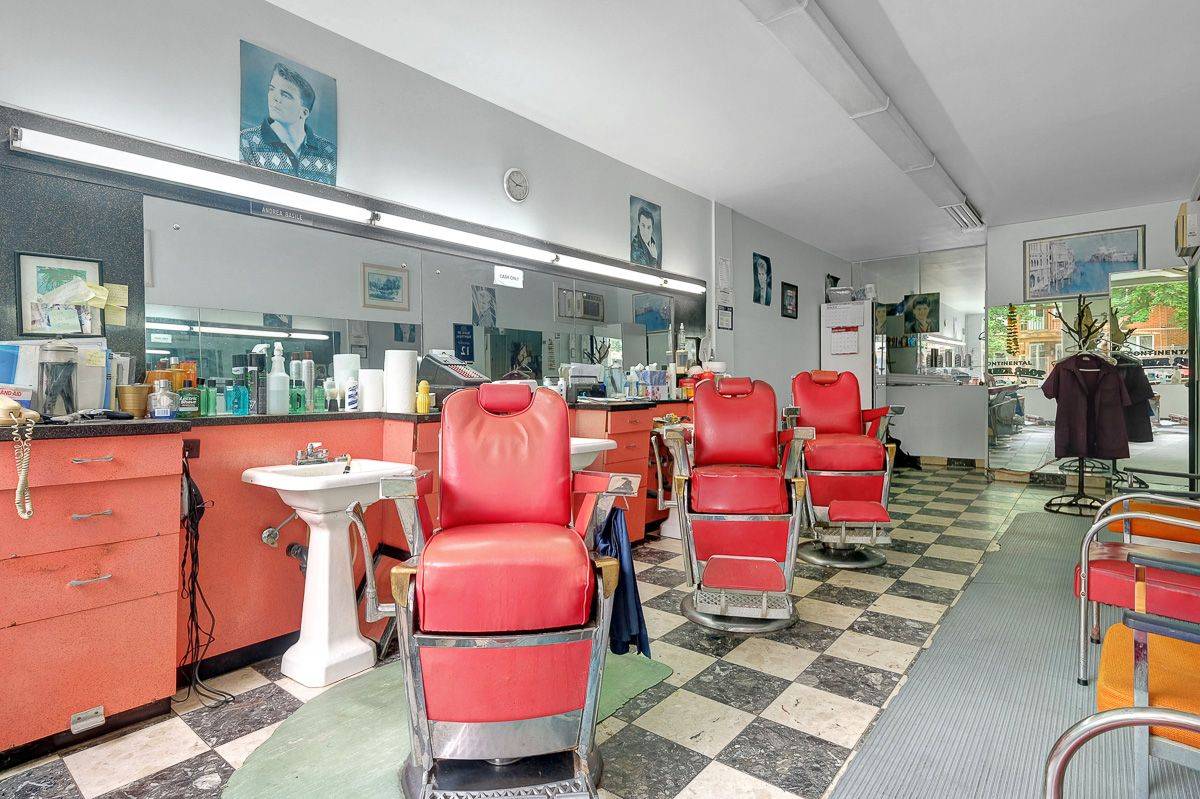 Ottawa Centre, ON K2P 2A2,258 Kent ST