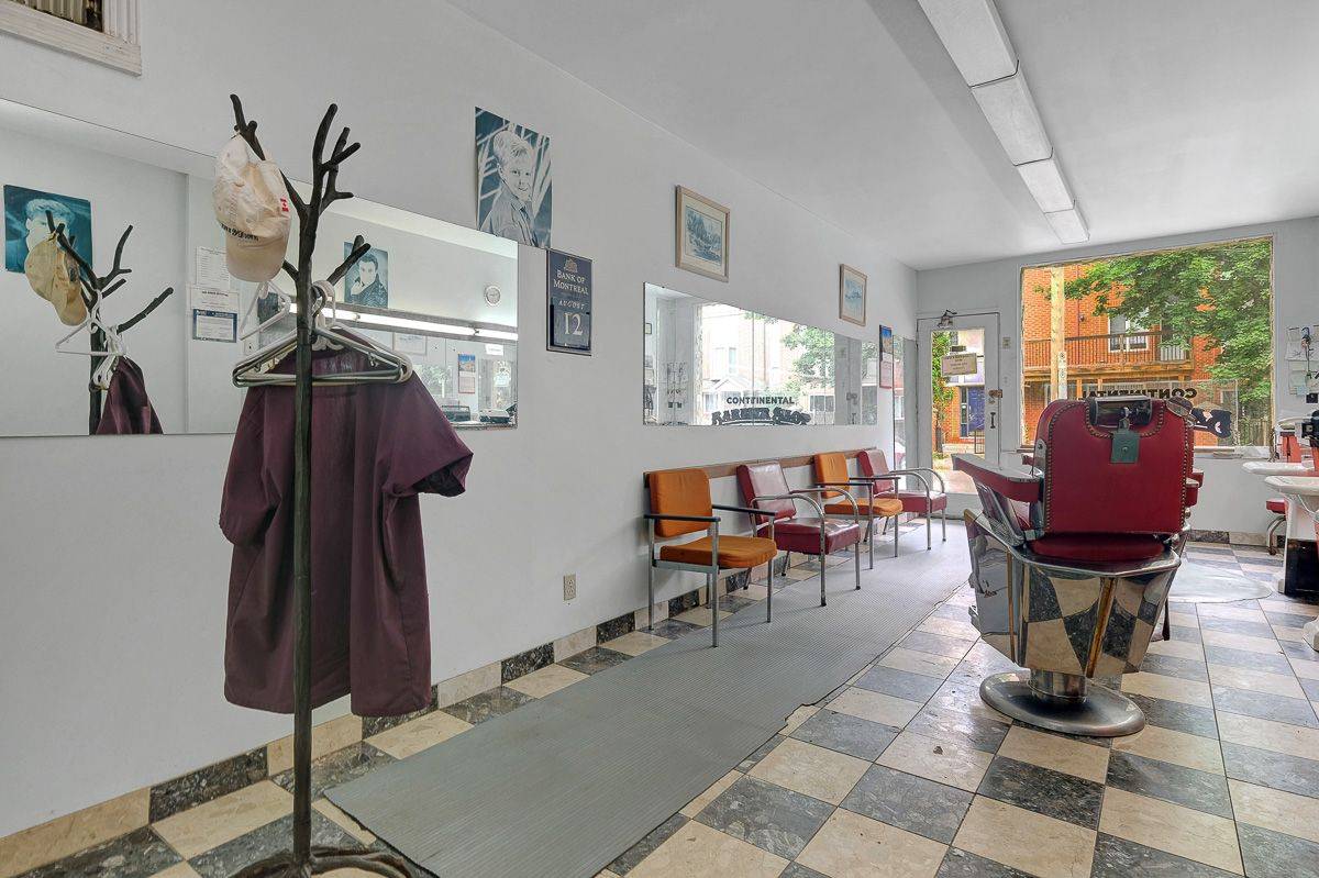 Ottawa Centre, ON K2P 2A2,258 Kent ST