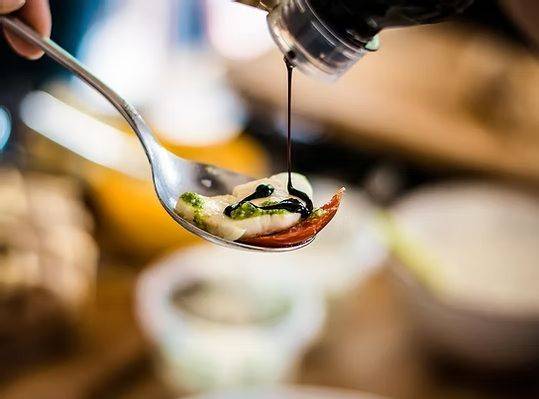 Merrickville-wolford, ON K0G 1N0,118 Wellington ST W