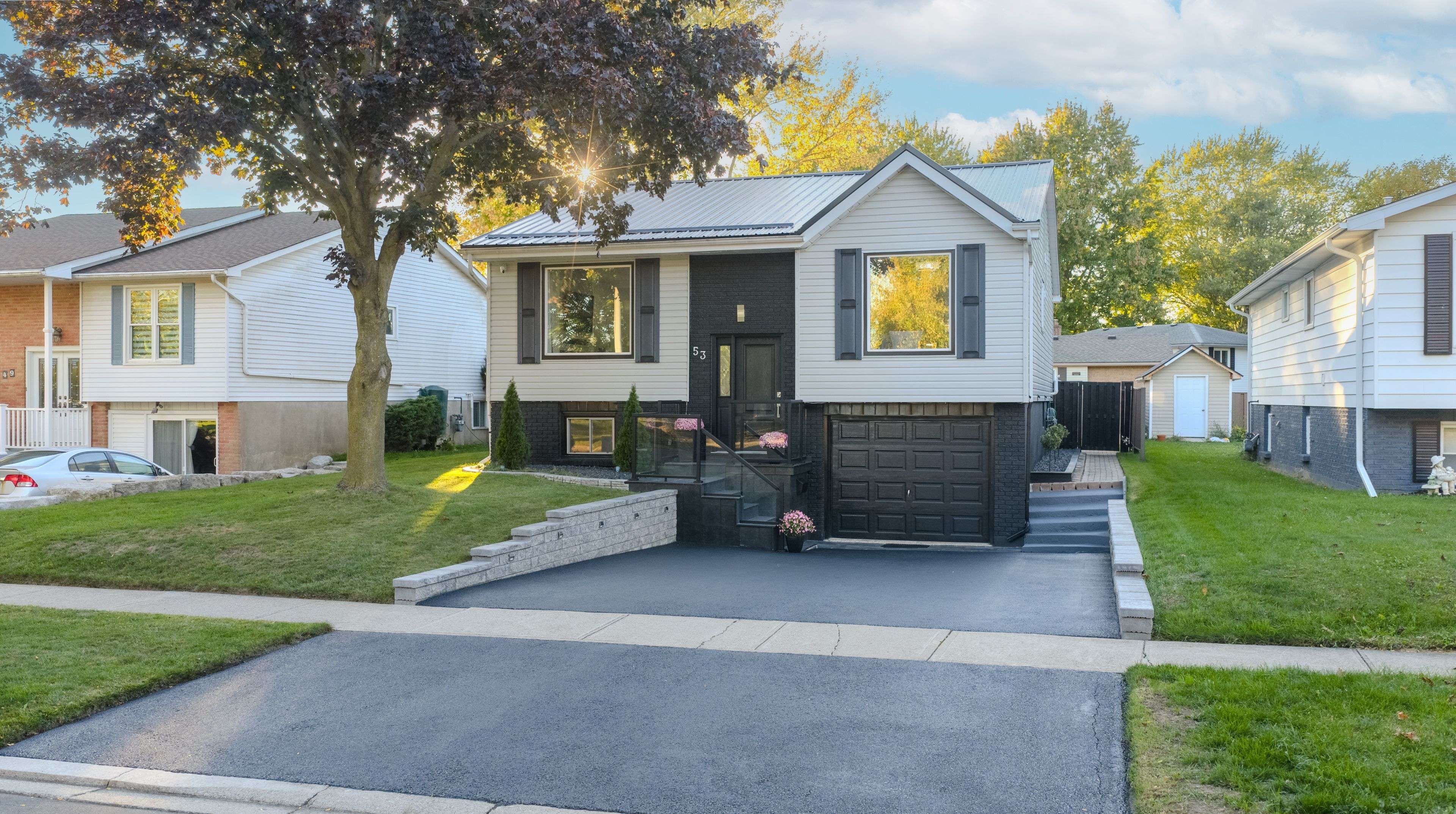 Welland, ON L3C 6C6,53 Brant AVE