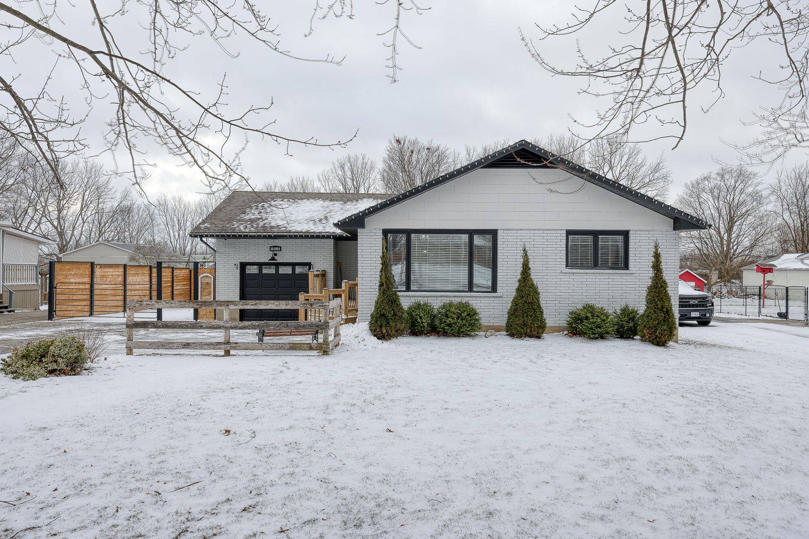 South-west Oxford, ON N4G 4G8,163910 Brownsville RD