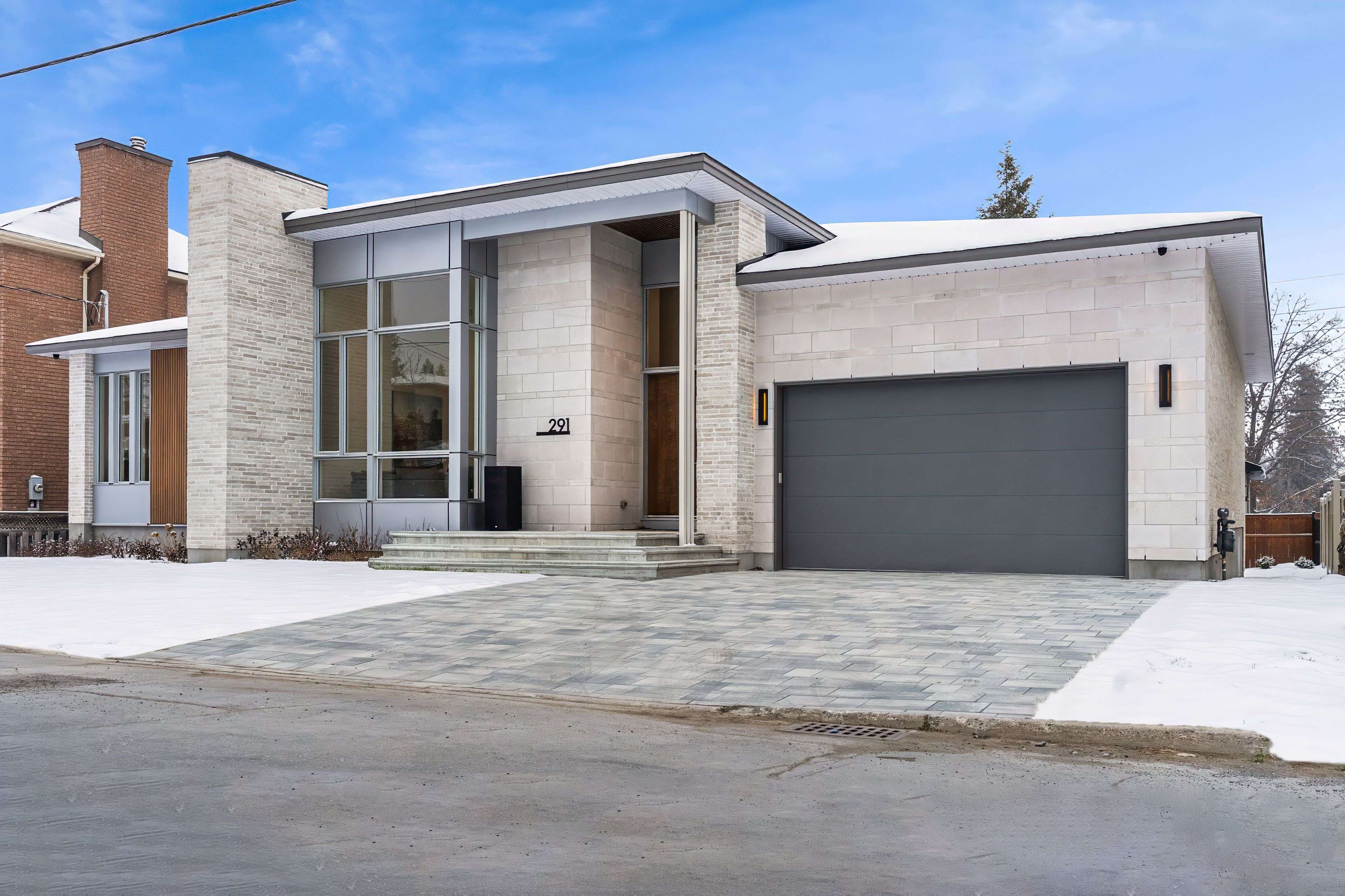 Alta Vista And Area, ON K1H 5L2,291 Billings AVE