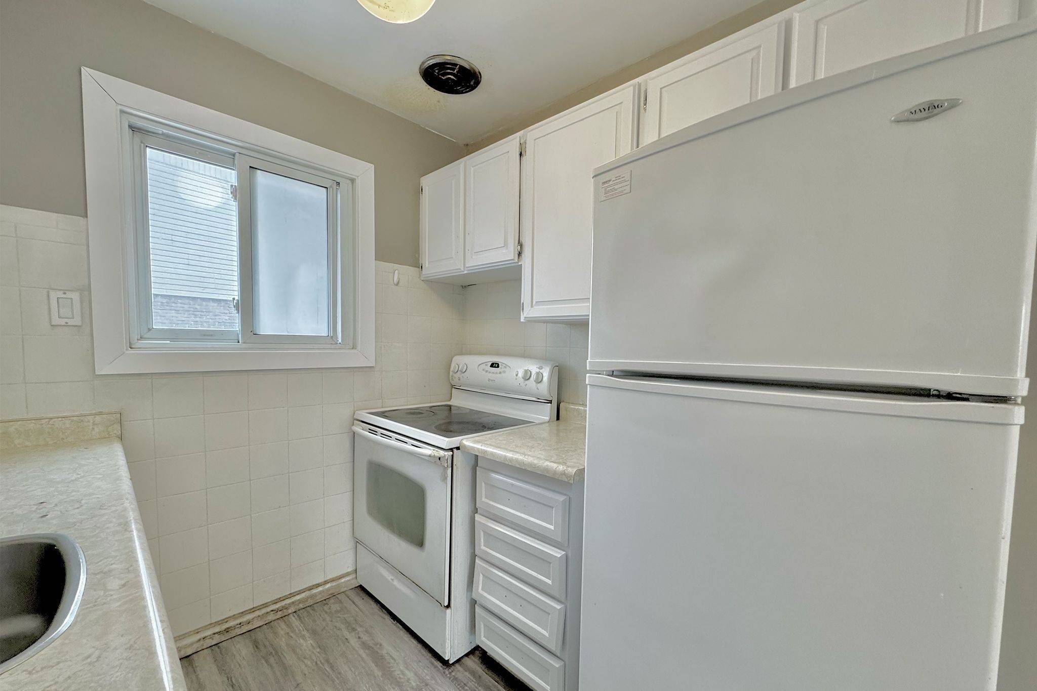 London East, ON N5V 3H6,1775 Culver DR #214