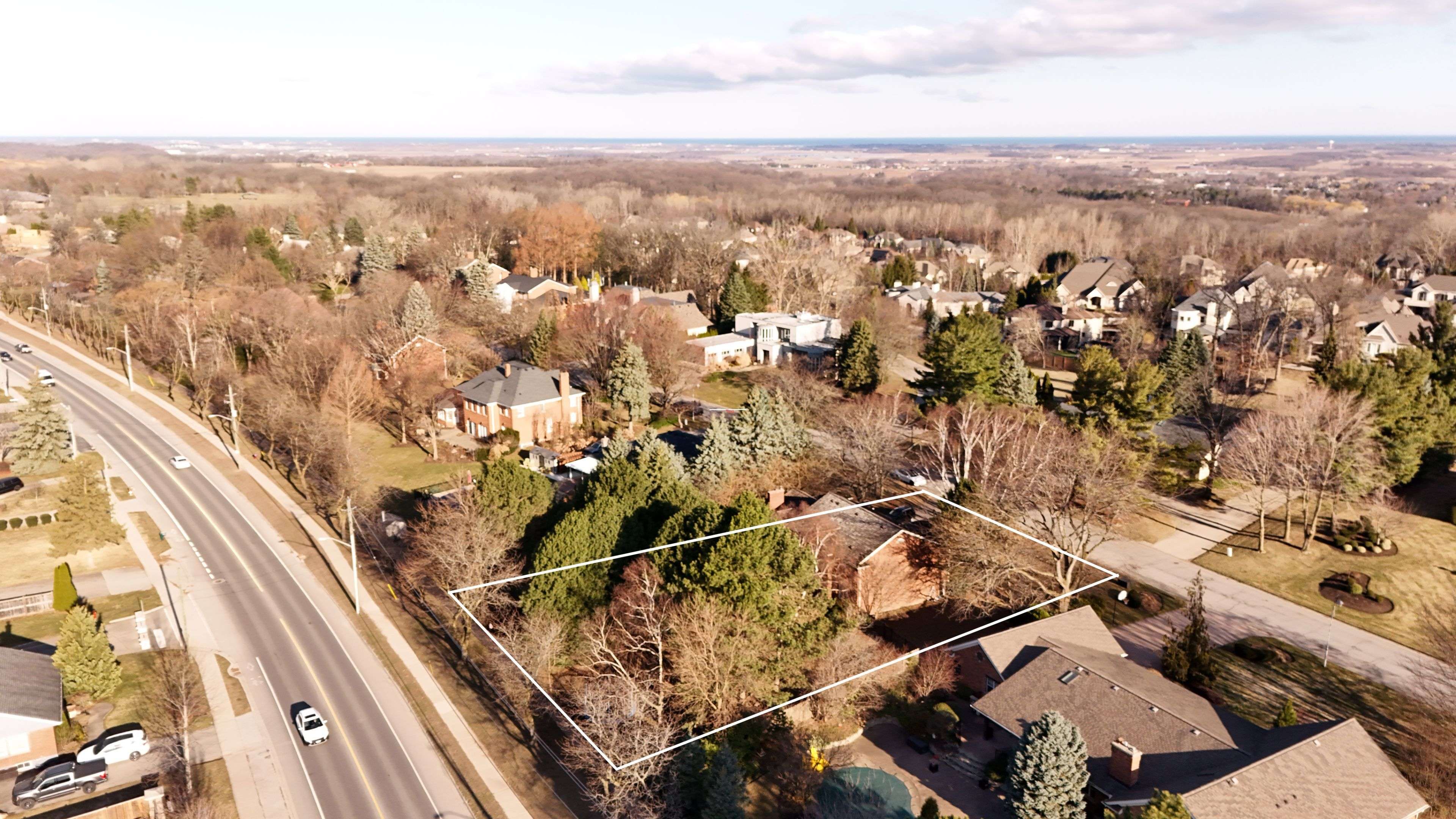 Niagara Falls, ON L2J 4J4,6542 January DR