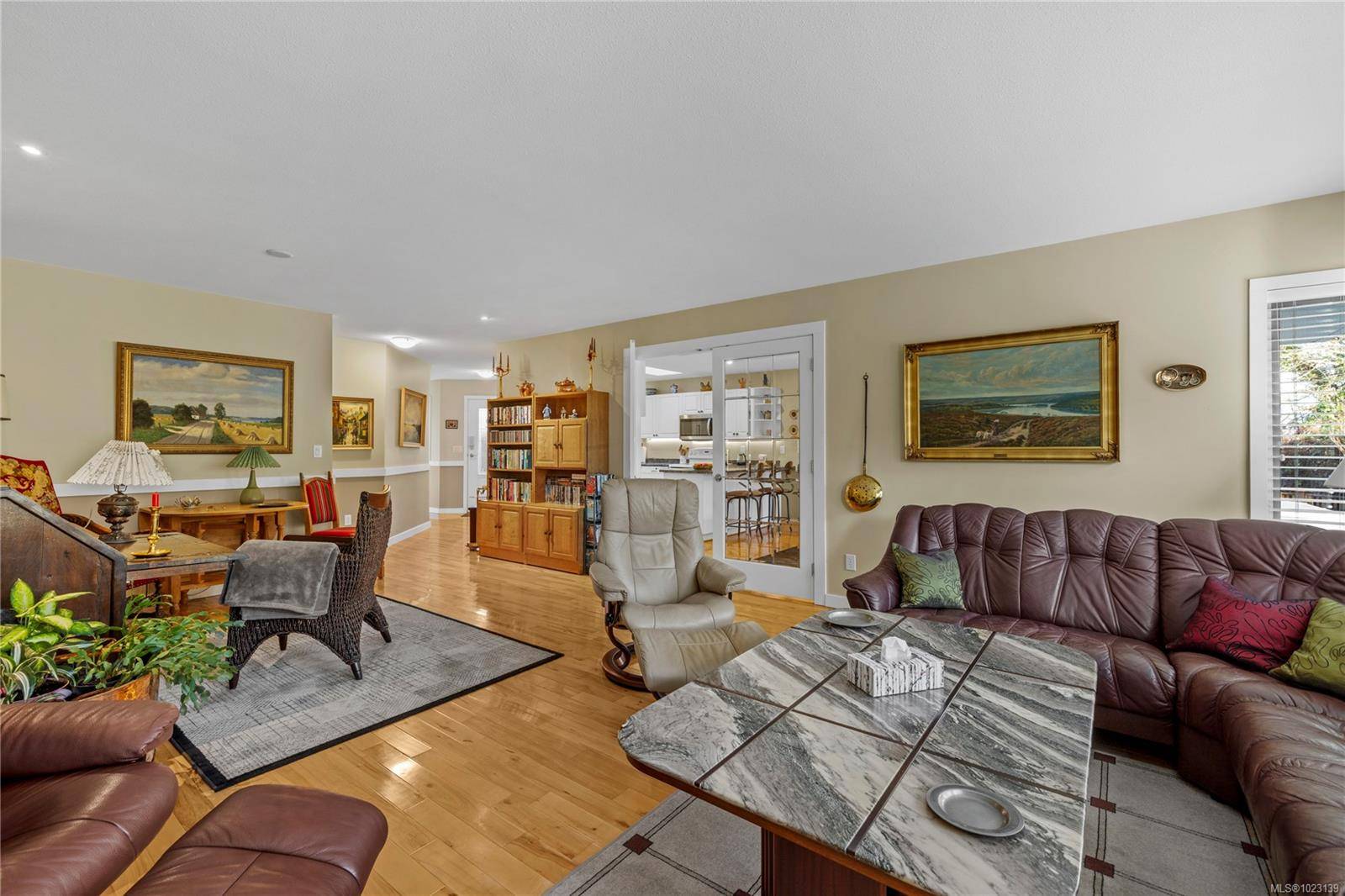 Qualicum Beach, BC V9K 2K4,1297 Oceanside Dr