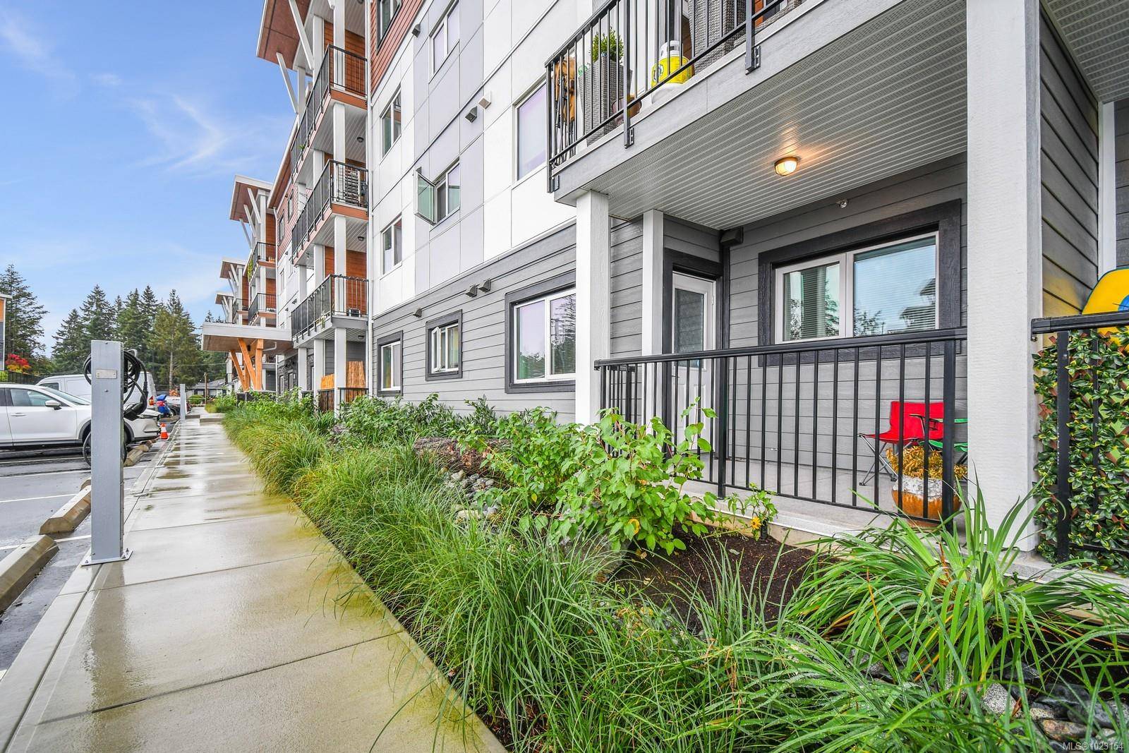 Nanaimo, BC V9T 0M8,4830 Cedar Ridge Pl #104