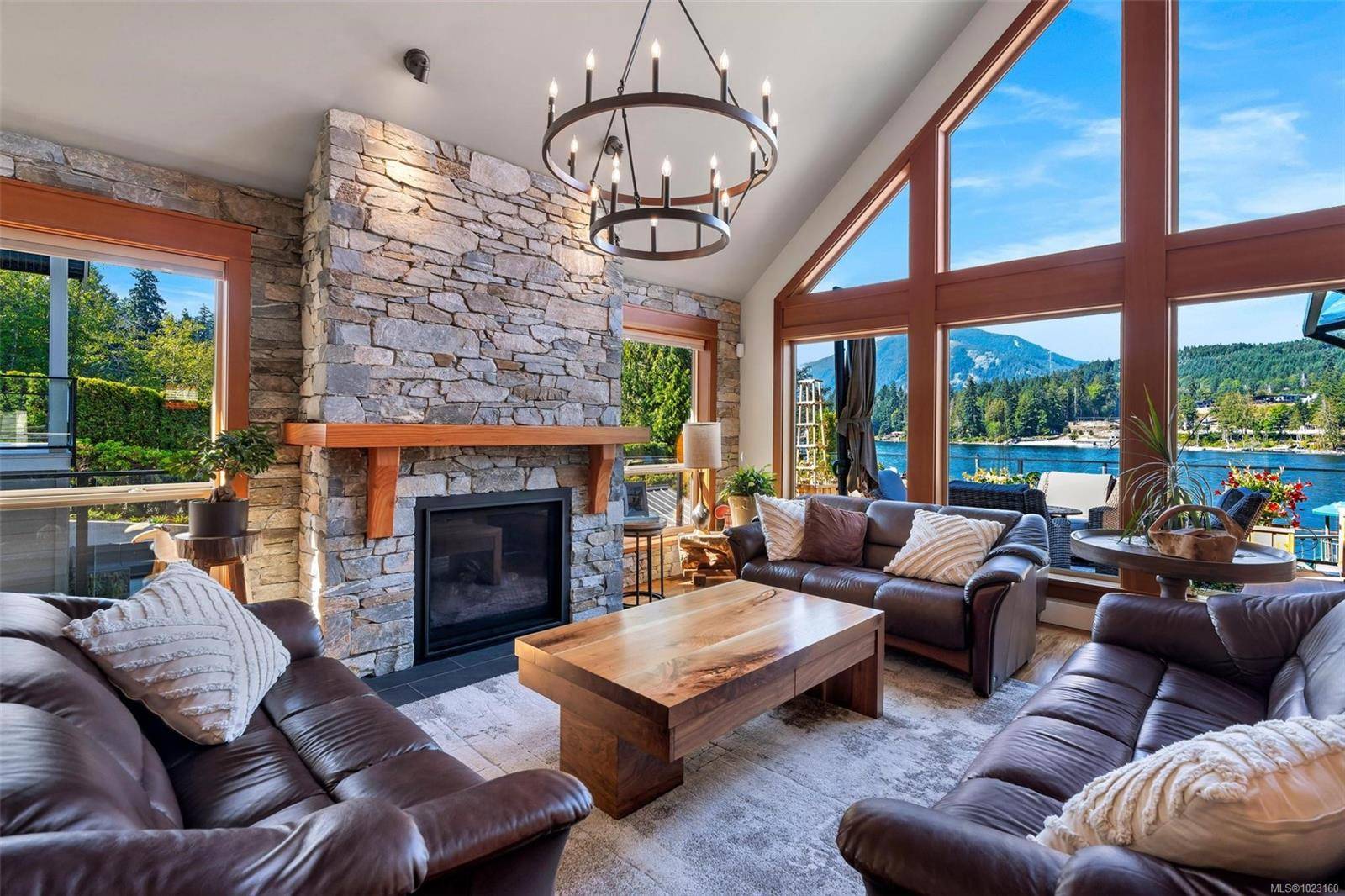 Lake Cowichan, BC V9A 7J4,537 Point Ideal Dr #8