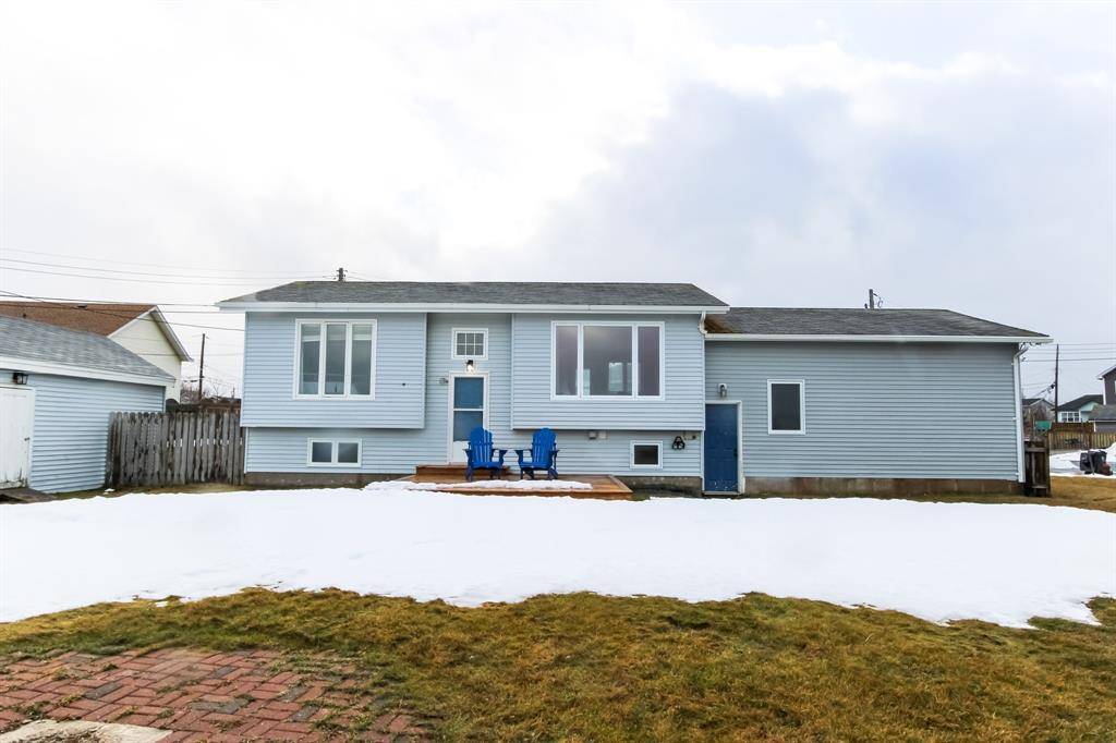 Conception Bay South, NL A1W 5W7,2 Blueview Avenue