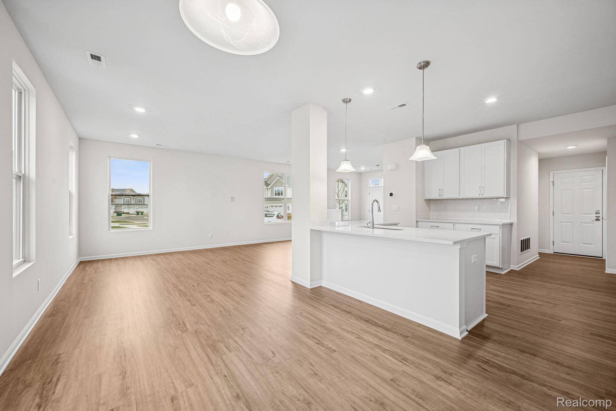 Saline, MI 48176,1703 Tillage ST