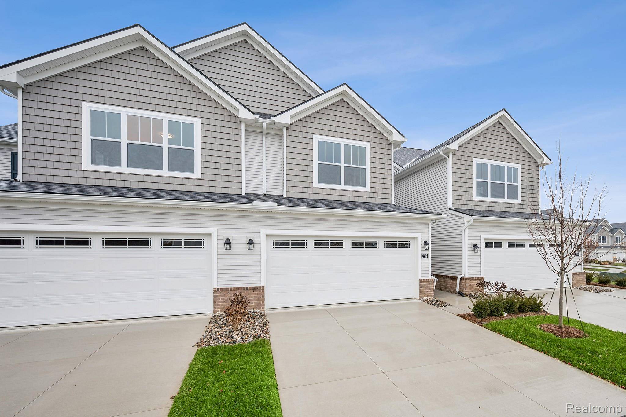 Saline, MI 48176,1702 Tillage ST