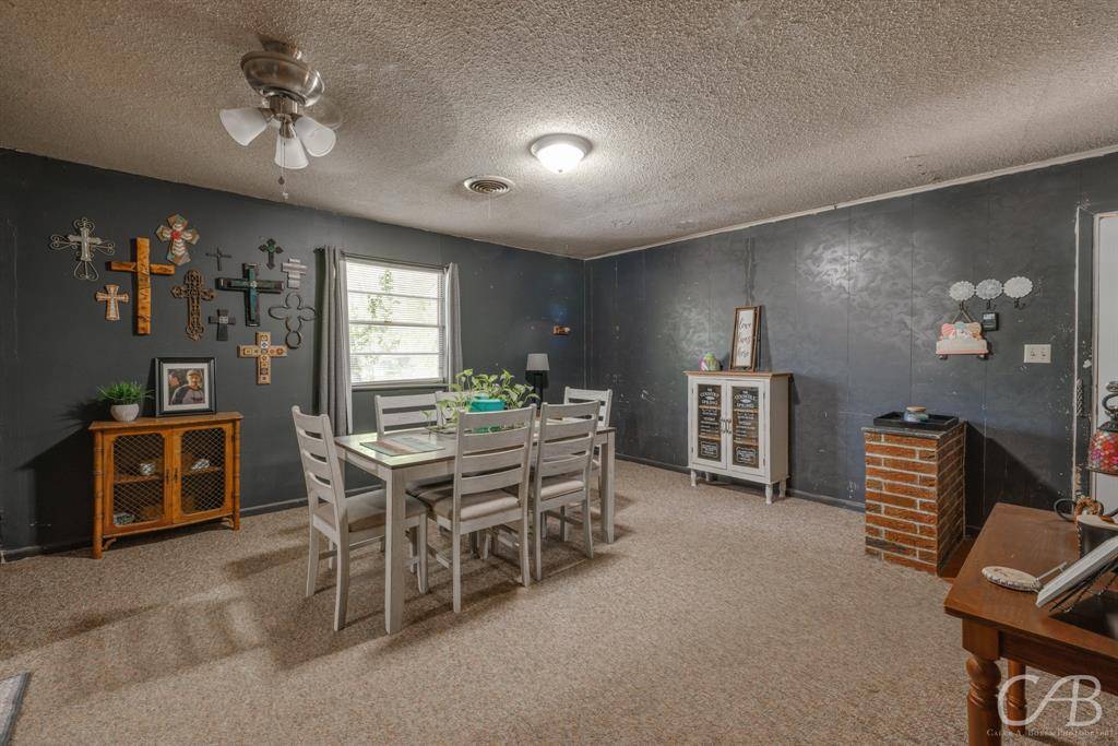 Lawn, TX 79530,489 Main Street