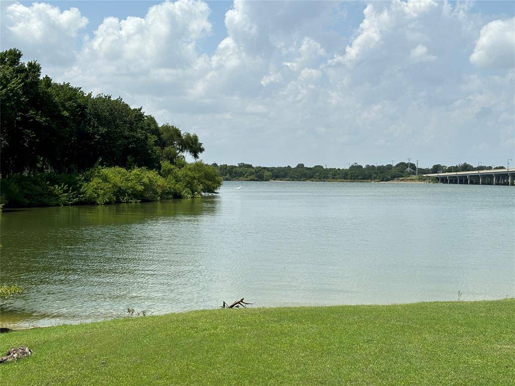 Little Elm, TX 75068,129 & 133 Lewis Drive