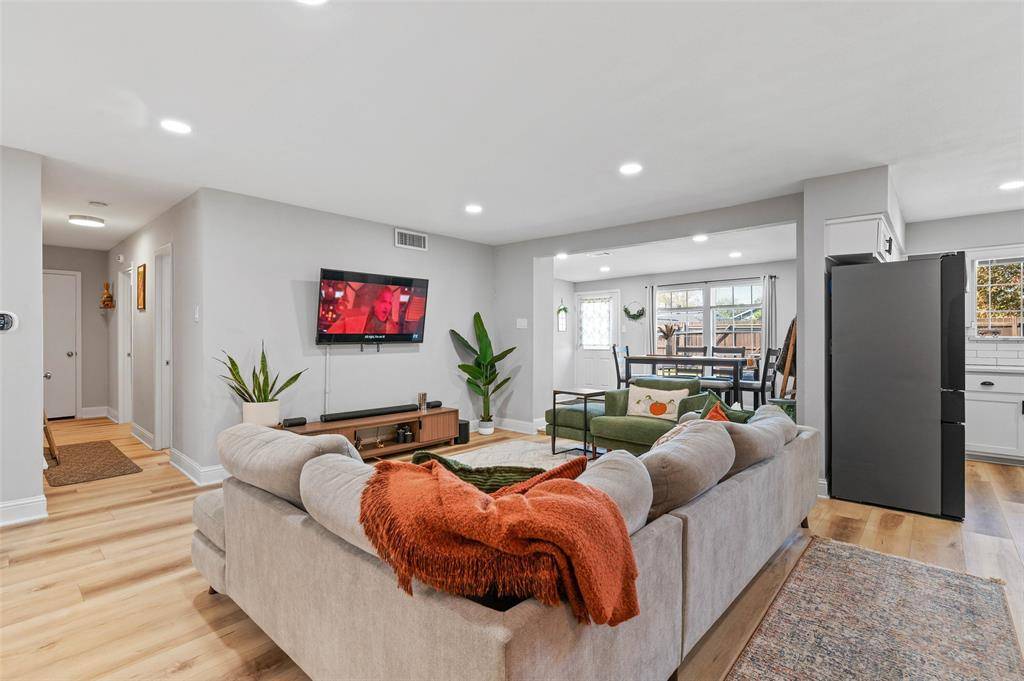 Garland, TX 75042,3217 Centennial Drive