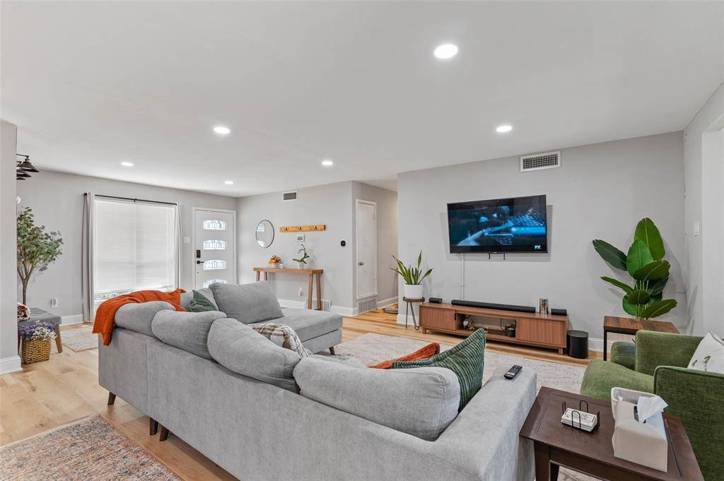 Garland, TX 75042,3217 Centennial Drive