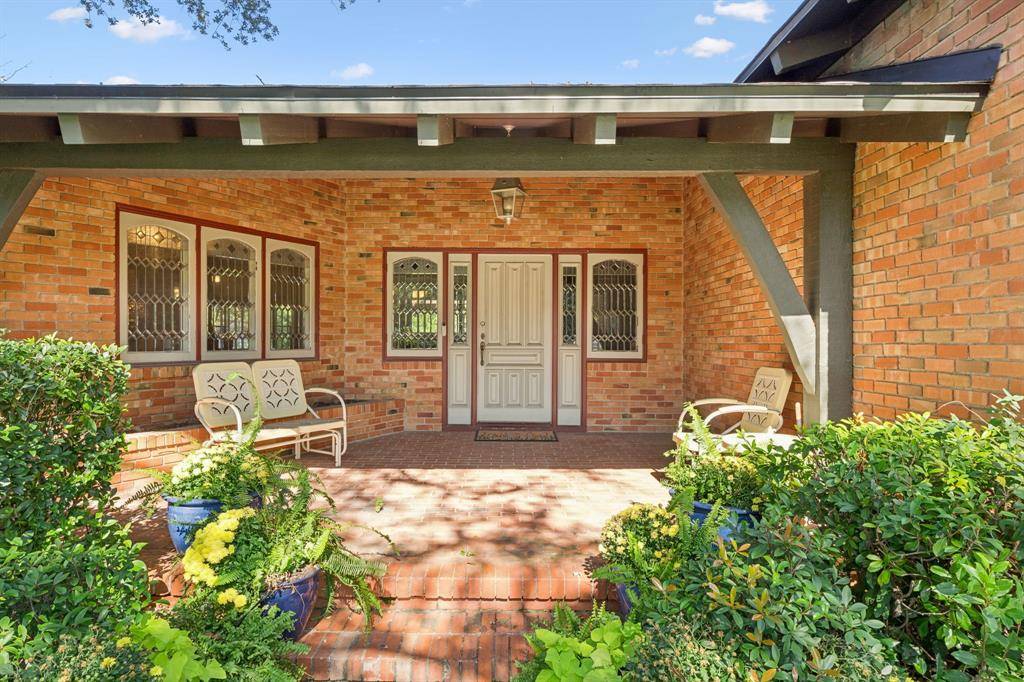 Dallas, TX 75229,4549 Walnut Hill Lane