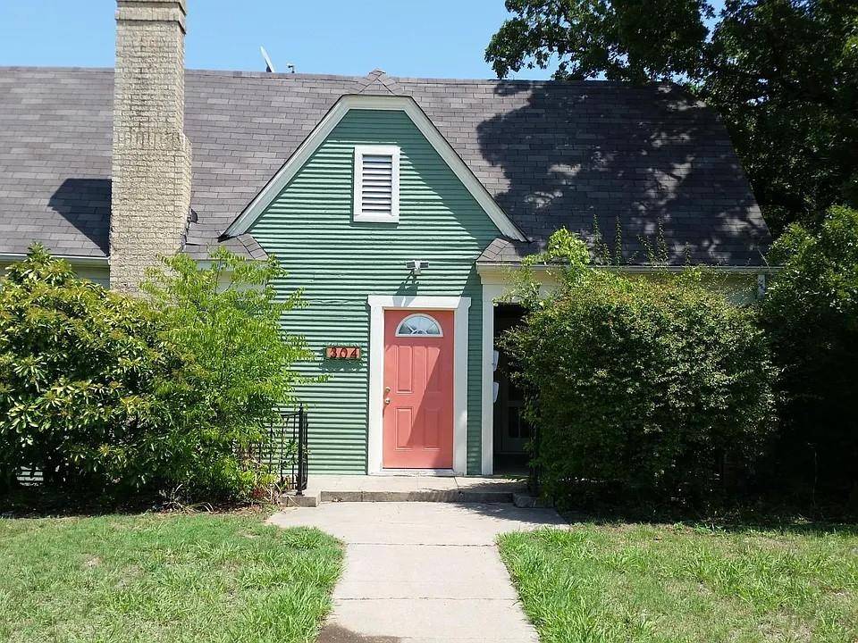 Denton, TX 76201,304 Fulton Street #A