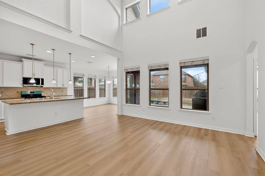 Fate, TX 75087,174 Hampton Drive