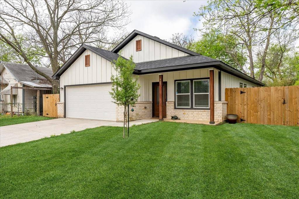 Cleburne, TX 76031,707 N Wilhite Street