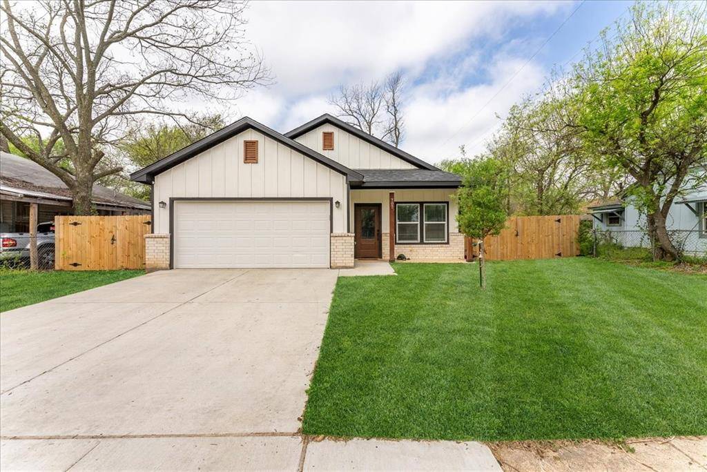 Cleburne, TX 76031,707 N Wilhite Street