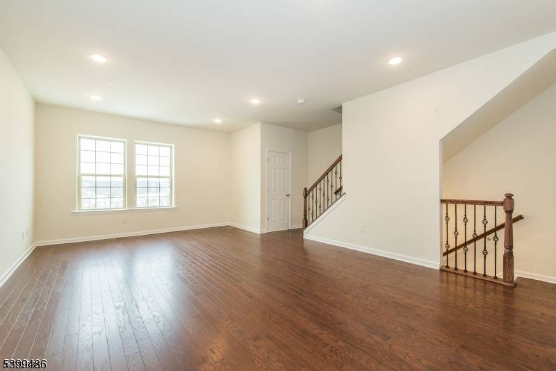 Randolph Twp., NJ 07869,92 Albert Ct