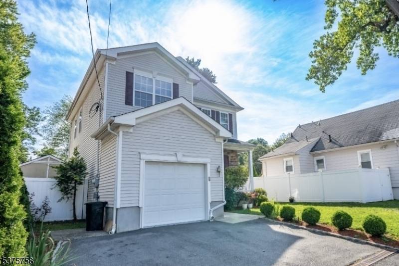 Rahway City, NJ 07065,457 Teneyke Pl