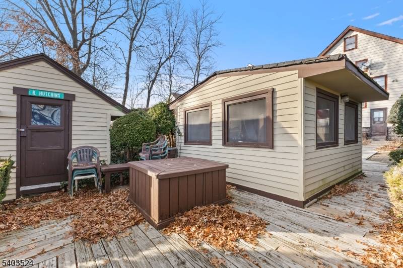 Roselle Boro, NJ 07203,146 E 10Th Ave