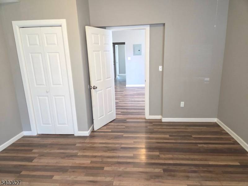 East Orange City, NJ 07017,131 N 14Th St