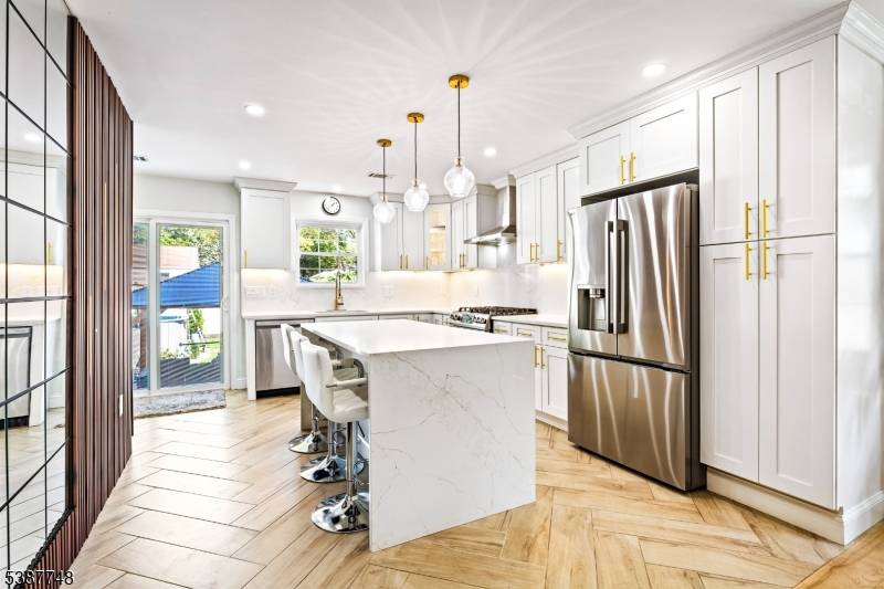 Scotch Plains Twp., NJ 07076,535 Farley Ave