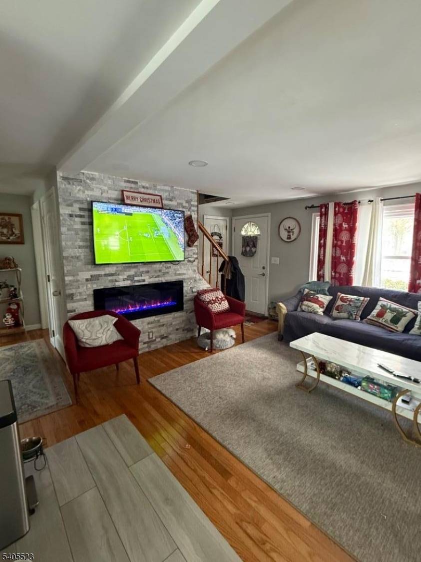 Morristown Town, NJ 07960,54 Hillairy Ave