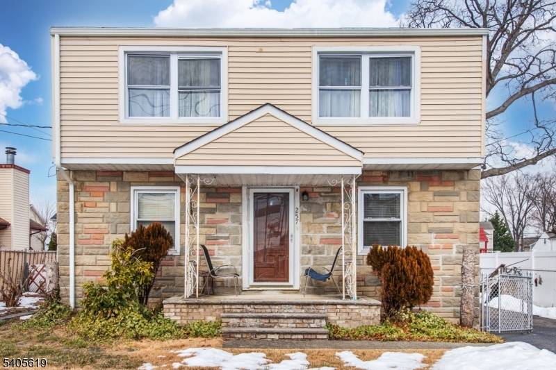 Saddle Brook Twp., NJ 07663,257 Floral Ln