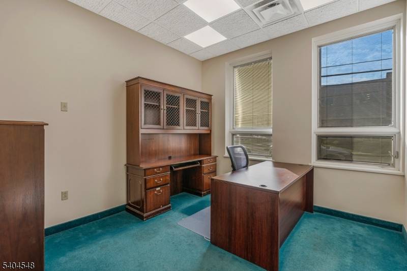 Millburn Twp., NJ 07041,25 E Willow St