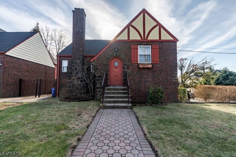 Ridgefield Boro, NJ 07657,820 Elizabeth St