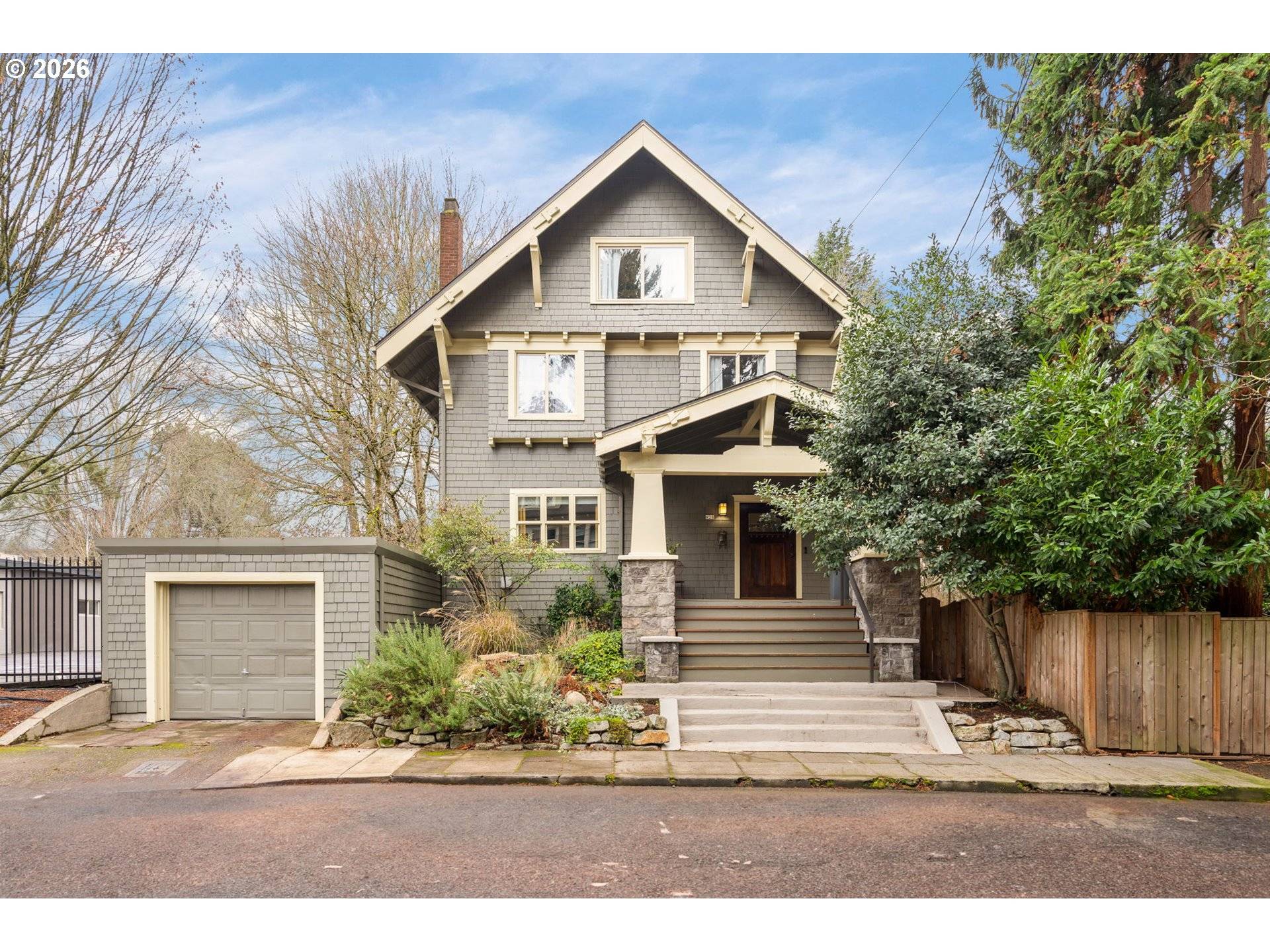 Portland, OR 97214,928 SE 18TH AVE