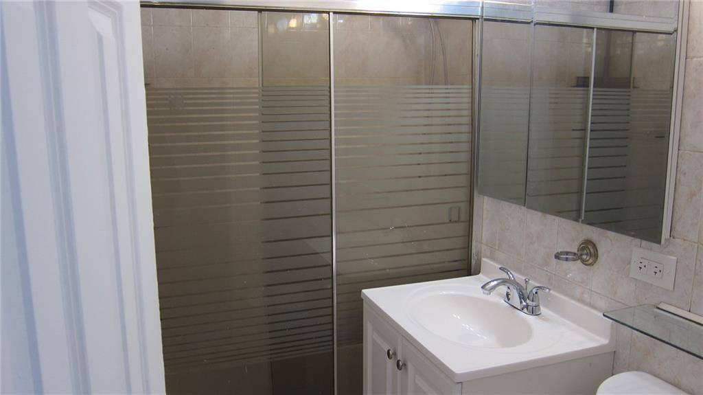 Brooklyn, NY 11235,35 Seacoast TER #7E