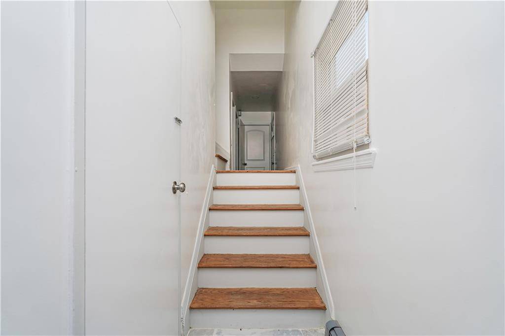 Staten  Island, NY 10308,275 Katan AVE