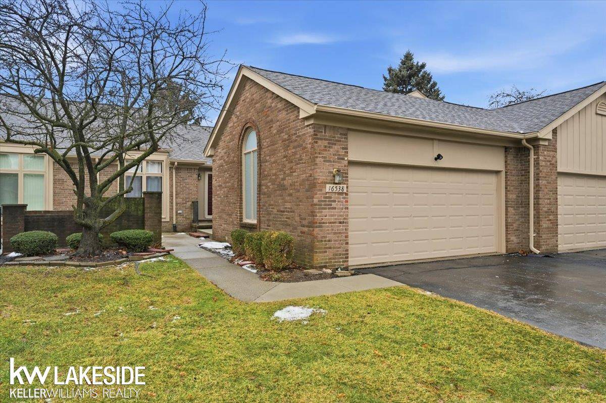 Clinton Township, MI 48038,16538 Sarjay DR