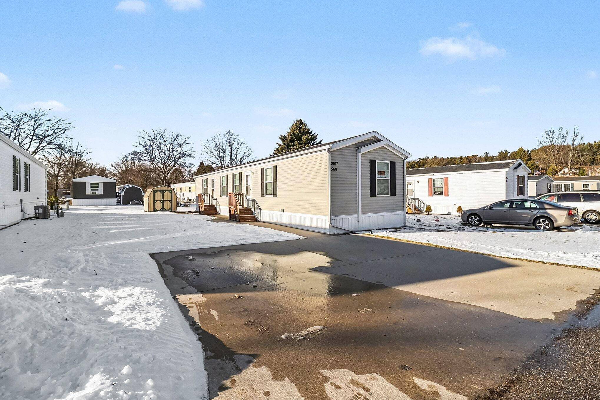 Ludington, MI 49431,2907 N Sandy DR