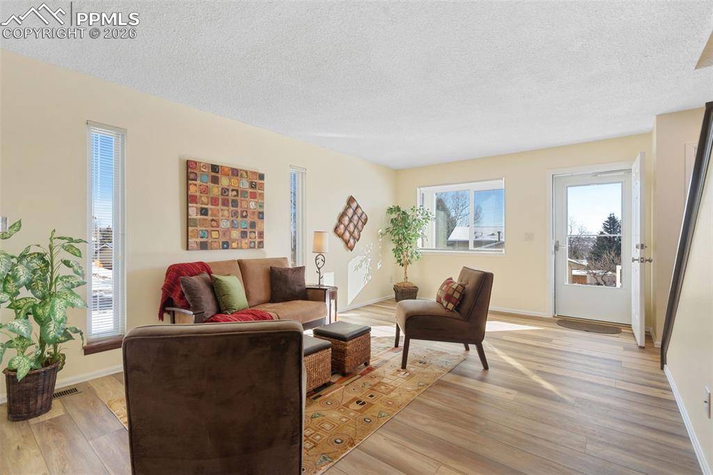 Colorado Springs, CO 80917,3266 Vail Pass DR