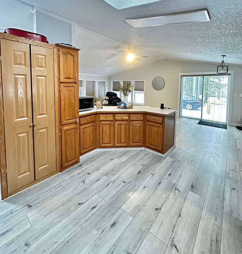 Lachine, MI 49753,8385 Elevere RD